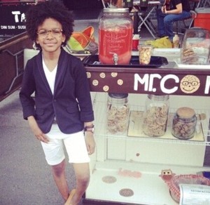 世界最小土豪：9岁萌娃开饼干公司